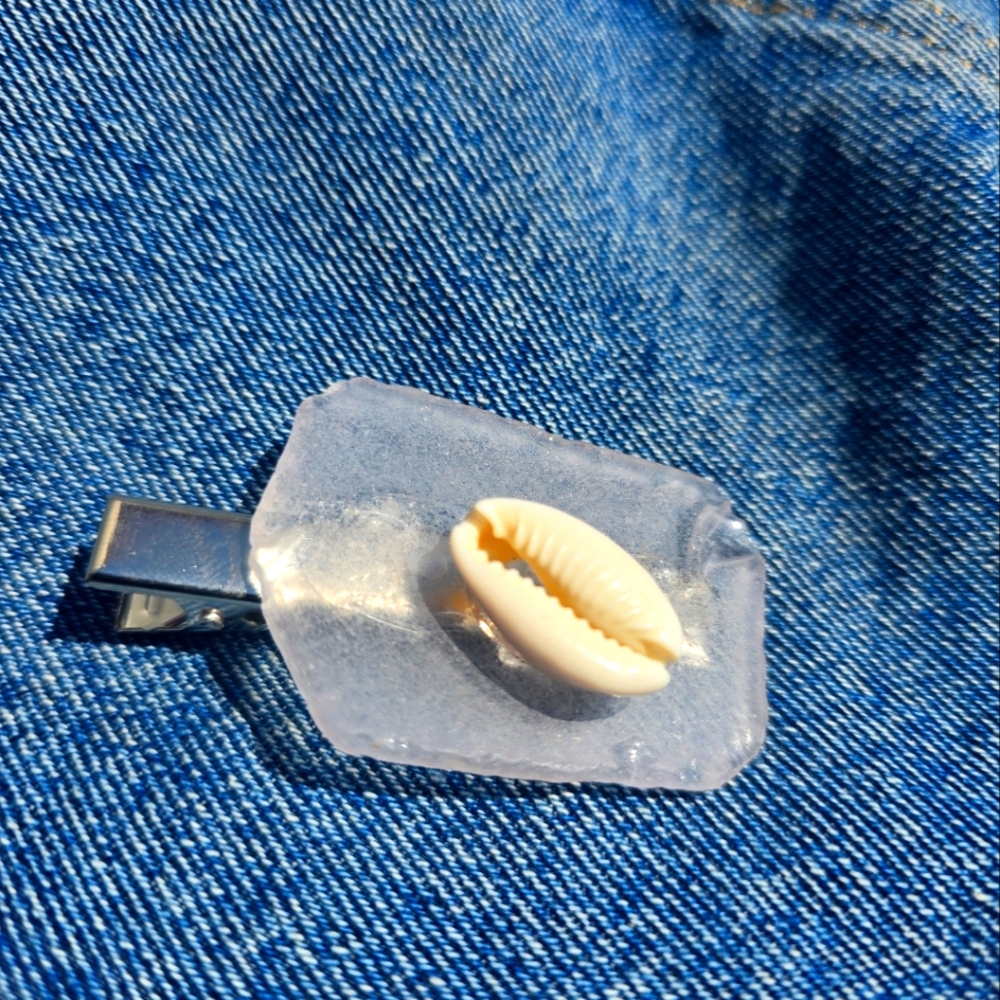 Sea Glass And Sea Shell Clip